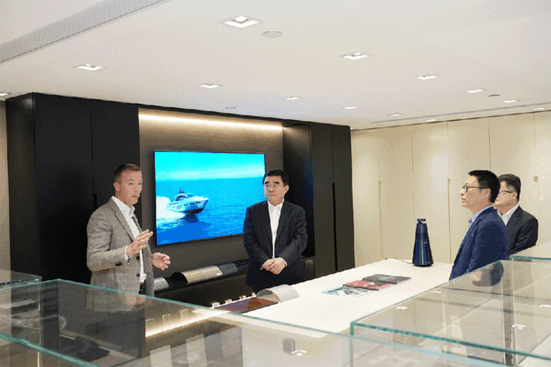 dfadc1e5ead94c8db878c886e8f33a24